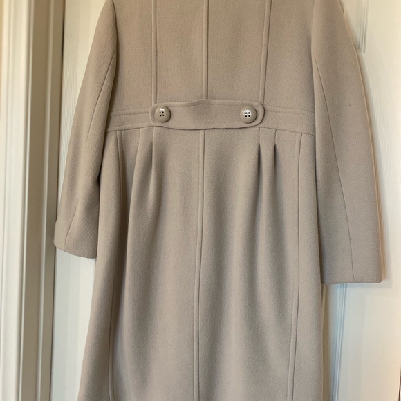 Paris based Designer Tara Jarmon lightweight coat. Size 40 or US size 8. - Picture 2 of 10